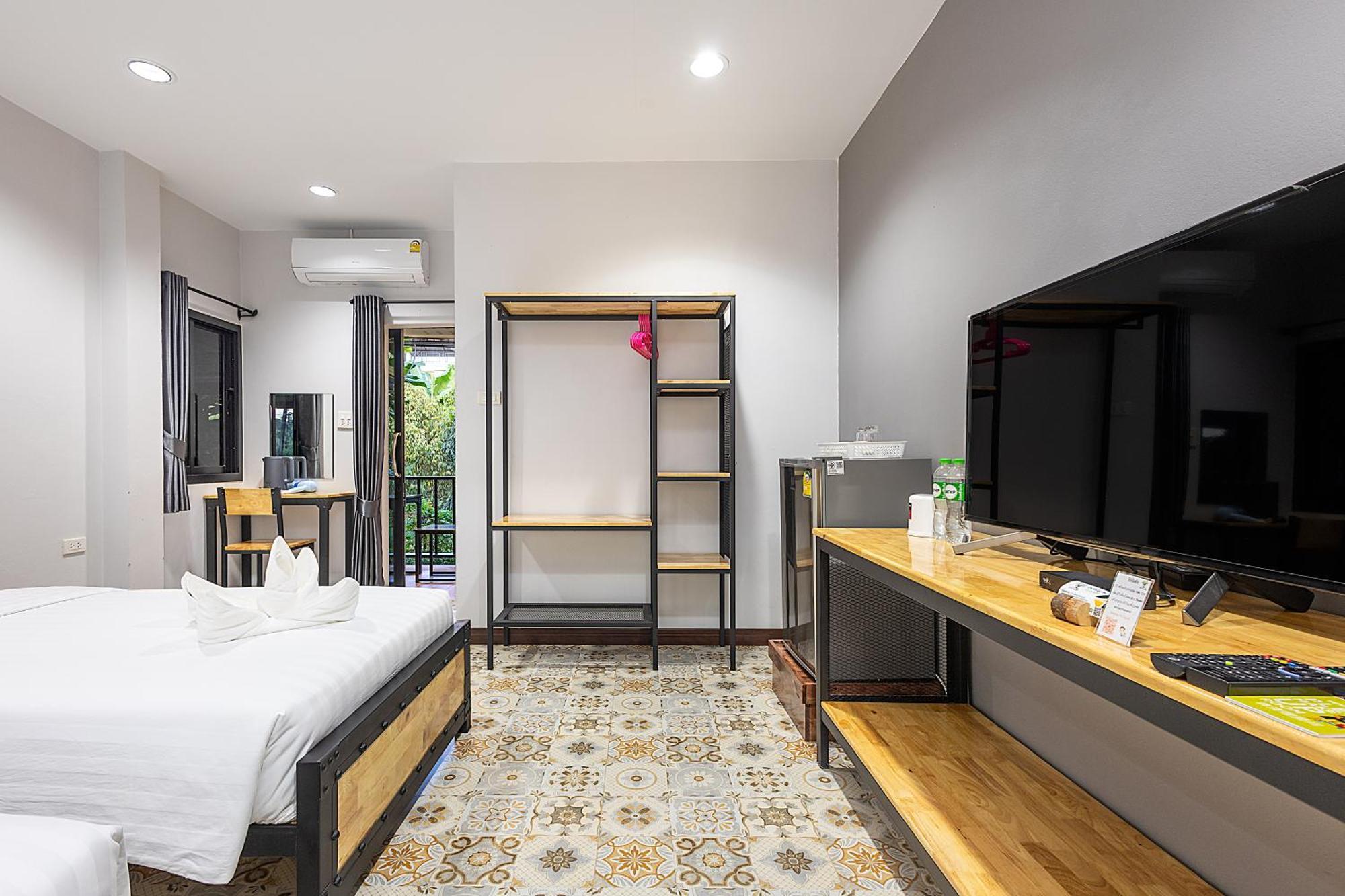 D-2 Home Chanthaburi Extérieur photo